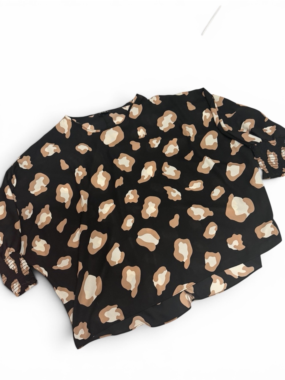 Spin Boutique Leopard Print Dolman Sleeve Blouse Black Tan Smocked Cuff Top